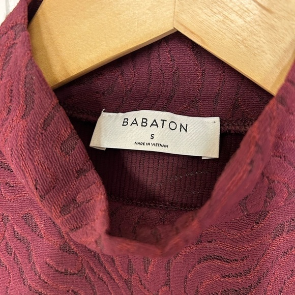 Aritzia Babaton Shapelace Mockneck - Picture 2 of 3